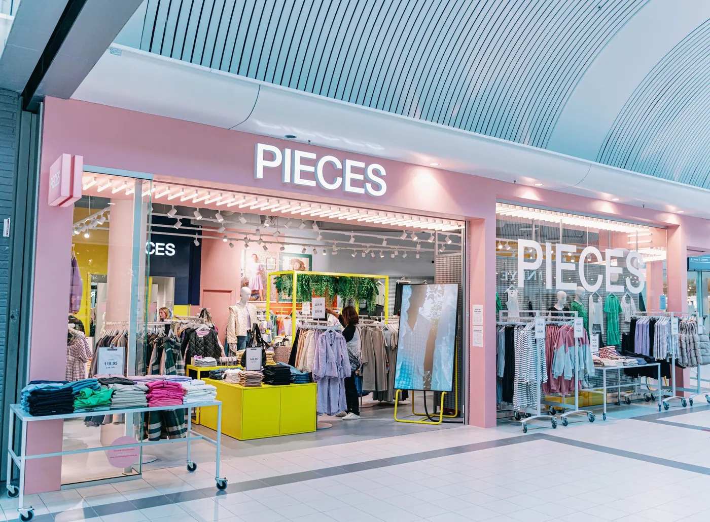 PIECES parduotuvė, Danija